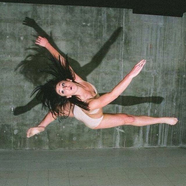 Introducing Bro J’s own dancing queen 👸🏻...
•
𝗡𝗮𝗺𝗲: Kirsten AKA Kitty🐱 - June 12, 2019, 6:33 p.m.